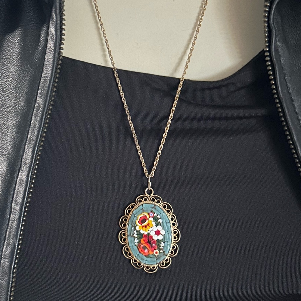 Vintage Micro-mosaic Pendant Necklace - Picture 2 of 8